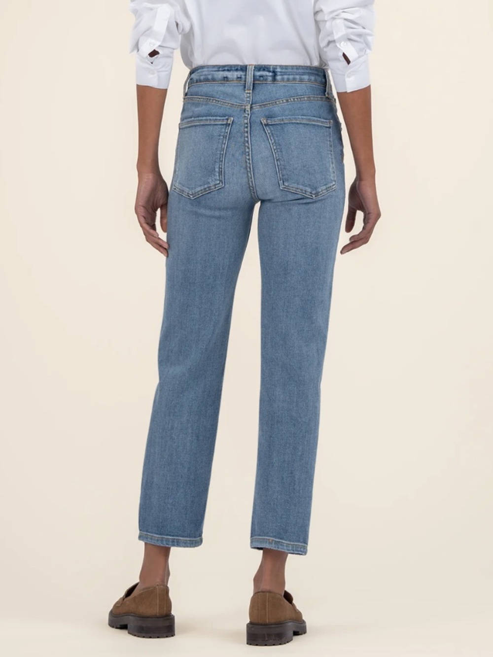 Kut from the Kloth Elizabeth crop straight fair wash High-Rise Straight Jeans 4 - Picture 3 of 10